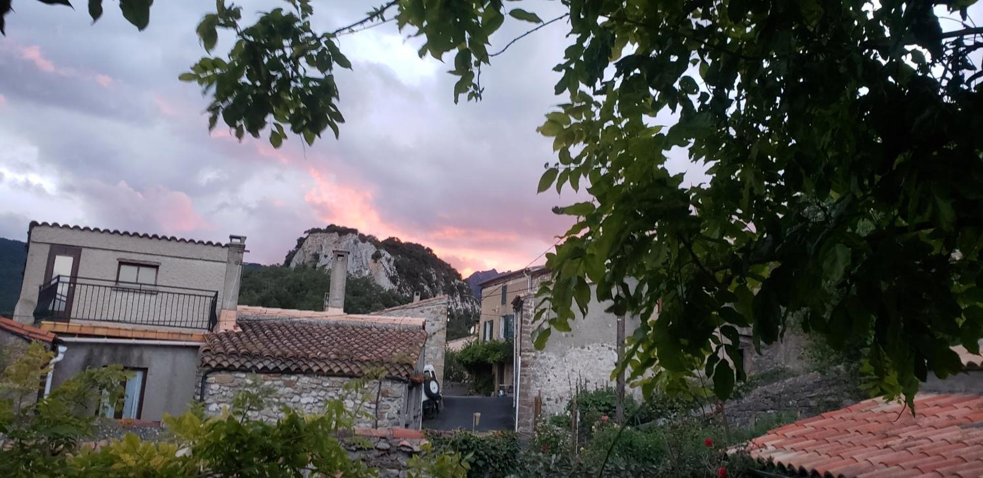 Camps-sur-l'AglyLe Balconアパートメント エクステリア 写真